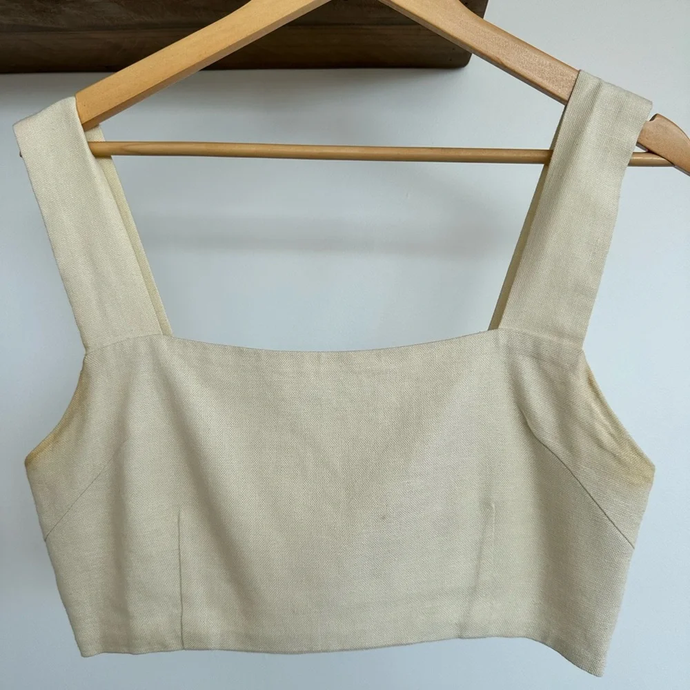 ALL THAT REMAINS CROP LINEN TANK - Picture 1 of 4